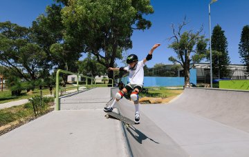 Skate Festivals and Coaching Clinics